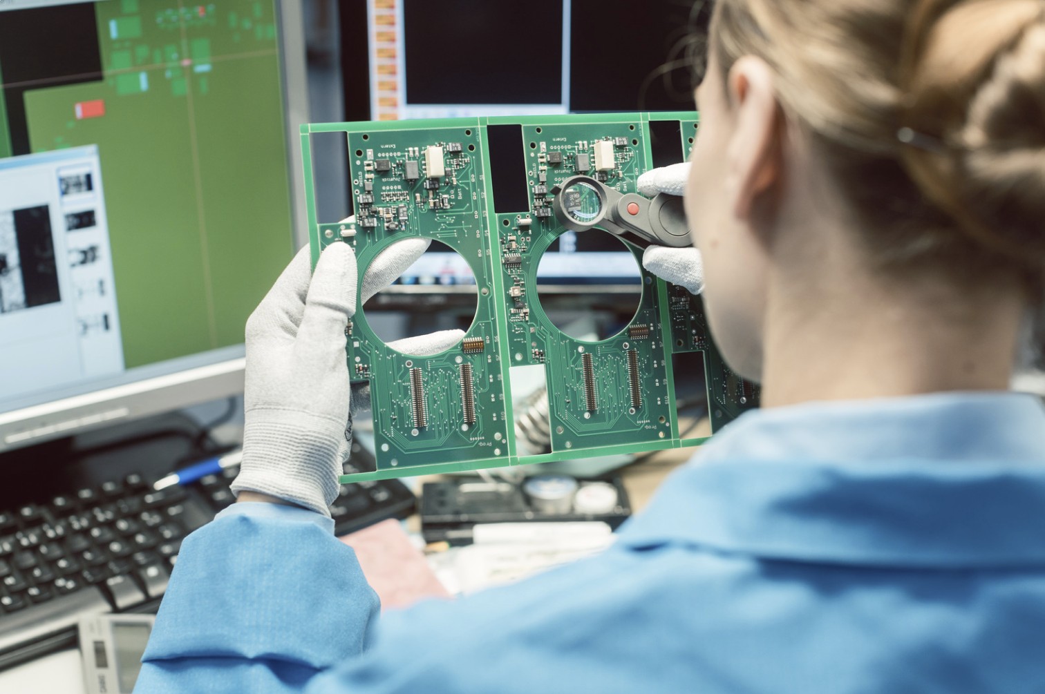 PCB Assembly Services for Complex Electronic Products