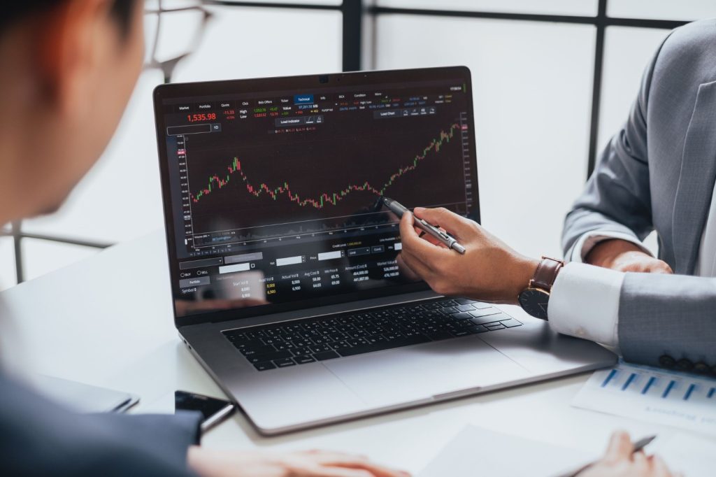 Winvest platform: Smart AI Investment Ecosystem