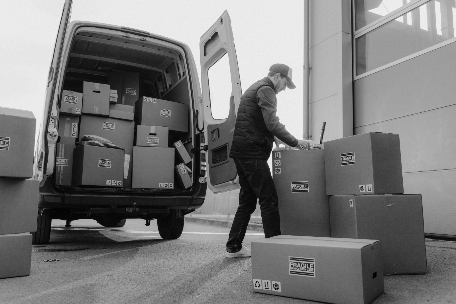 Junk removal Phoenix AZ | Furniture & Appliance Removal Experts