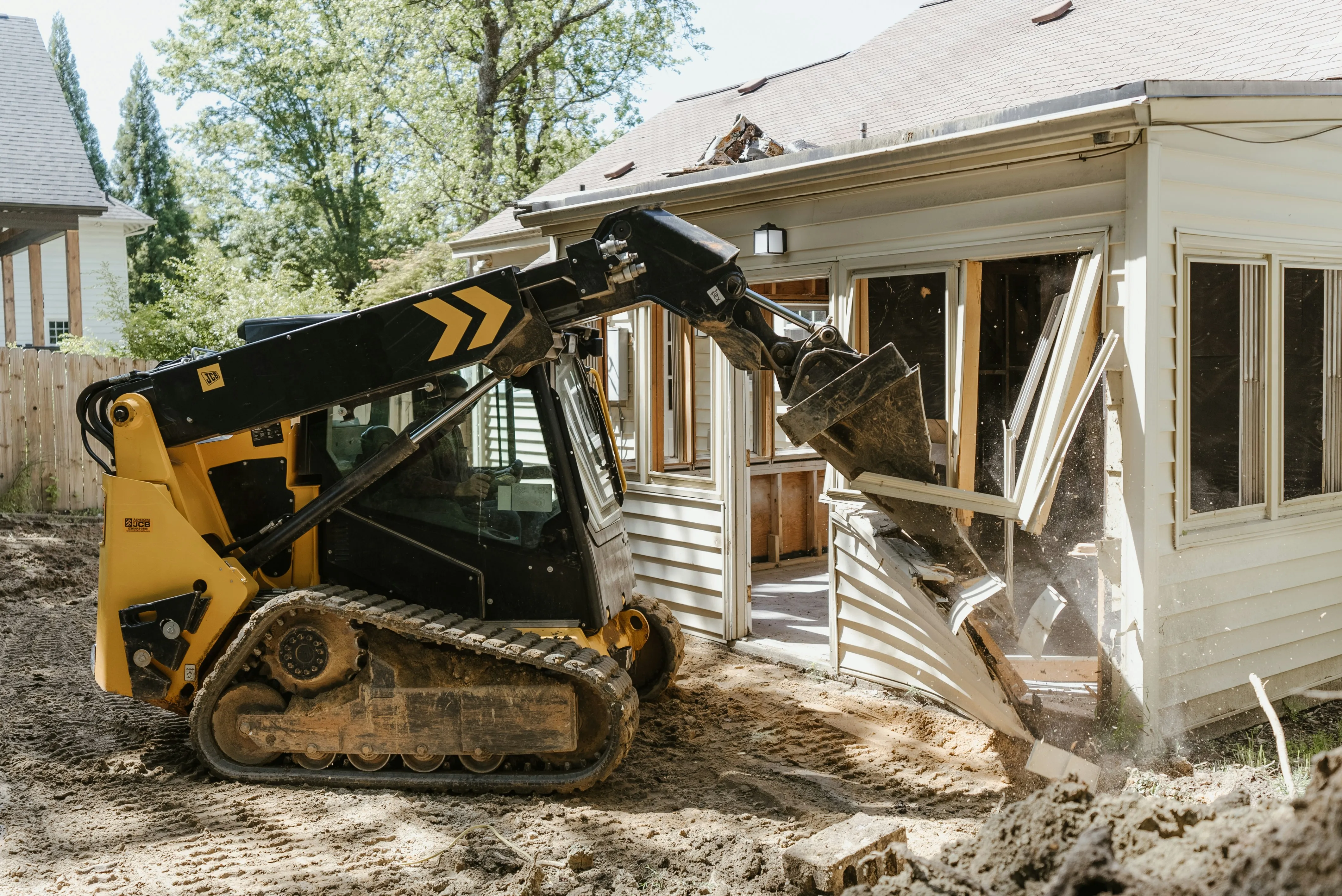 Dump Trailer Rental Services in Flathead Valley | K&M Enterprises