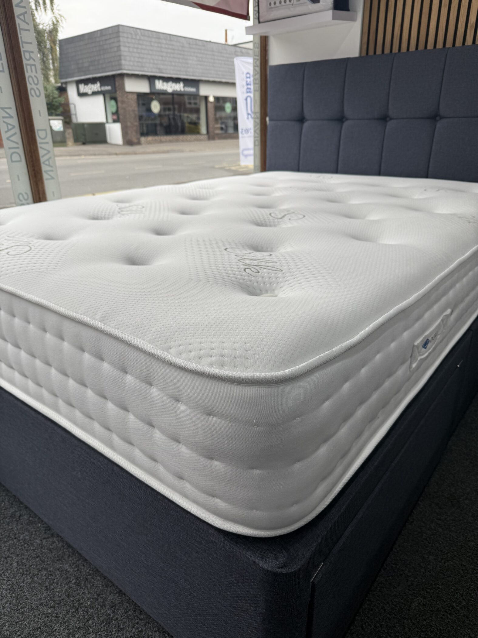 Why Hotels Choose Professional Mattress Manufacturers for Custom Orders