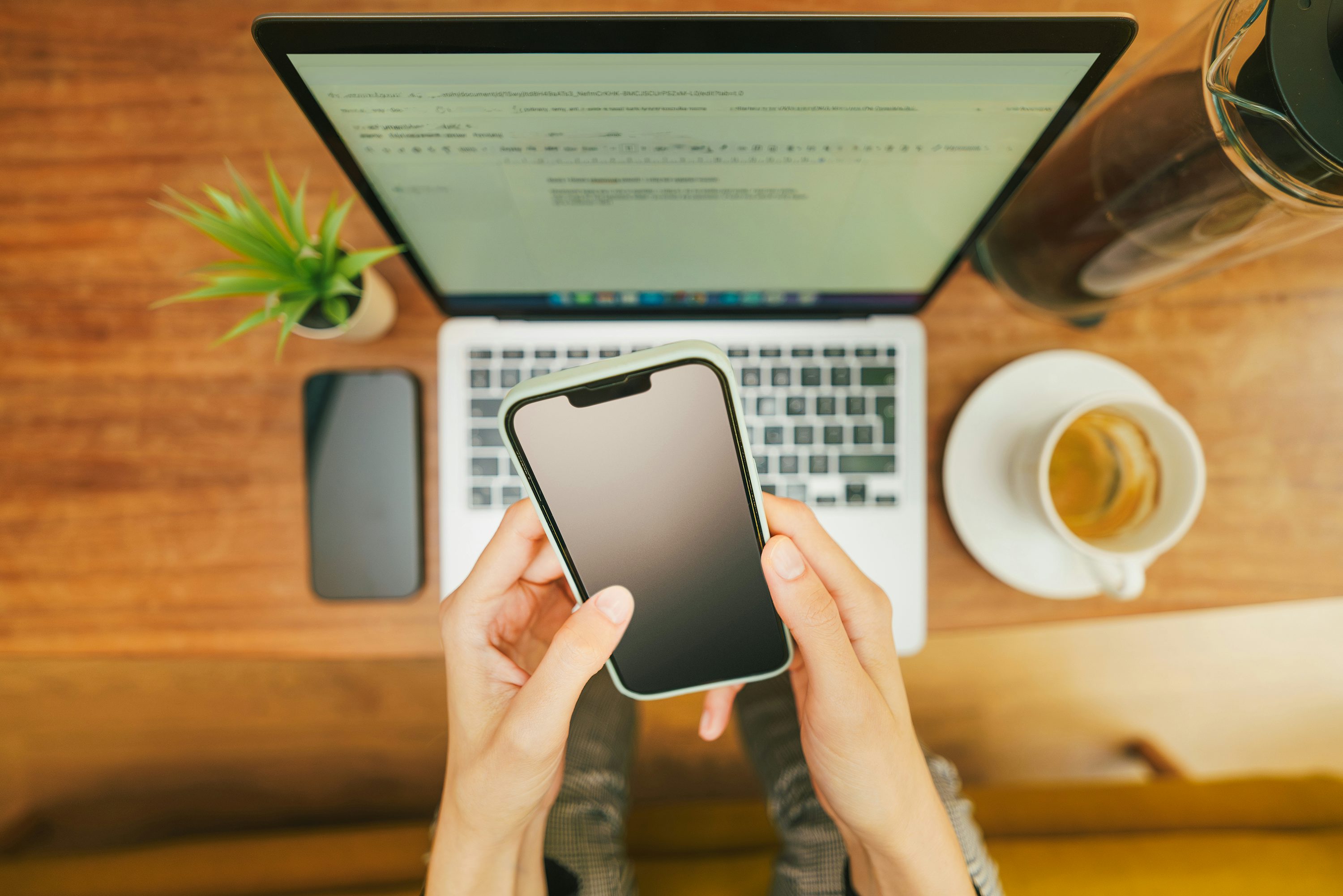 Ultimate Comparison of Business mobile contracts UK Options